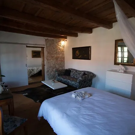 Country house Vestonicka Moruse *