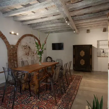 Casa di campagna Vestonicka Moruse Dolni Vestonice